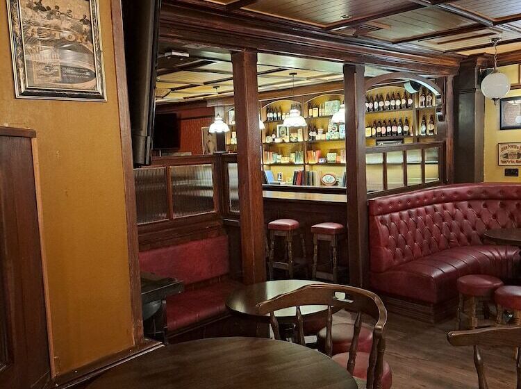 ホテル The Coachmans Inn