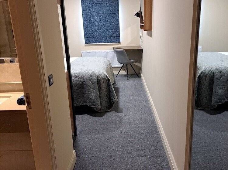 فندق The Coachmans Inn