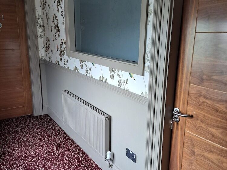 فندق The Coachmans Inn