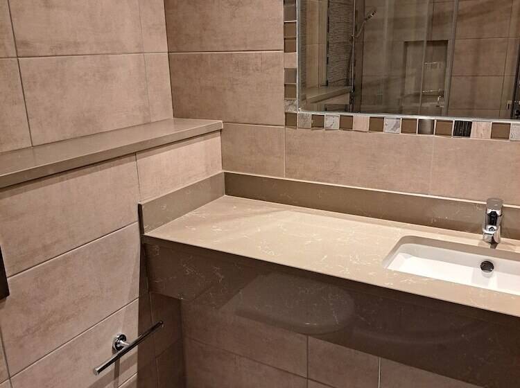 فندق The Coachmans Inn