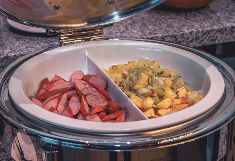 Lyz Business Hotel Piura