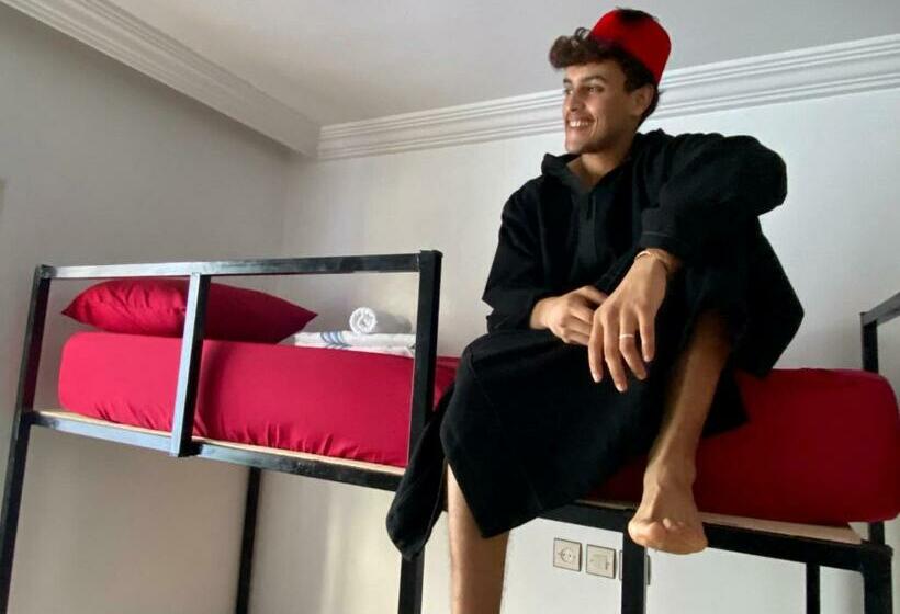 הוסטל Dar Oussama