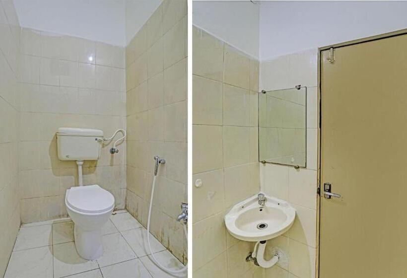 Collection O Hotel Aditya Inn