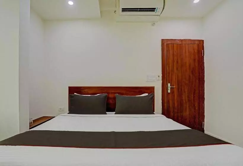 Collection O Hotel Aditya Inn