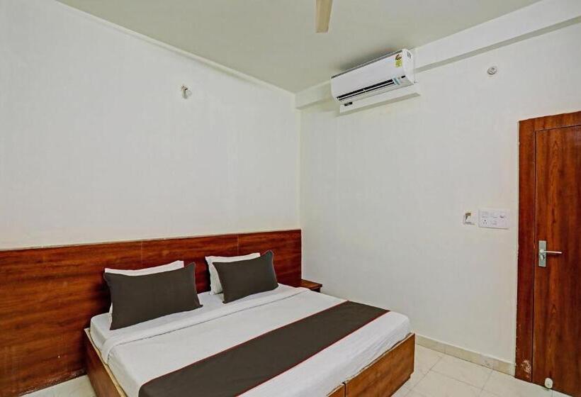 Collection O Hotel Aditya Inn