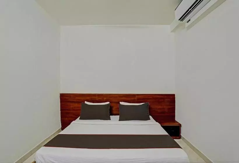 Collection O Hotel Aditya Inn