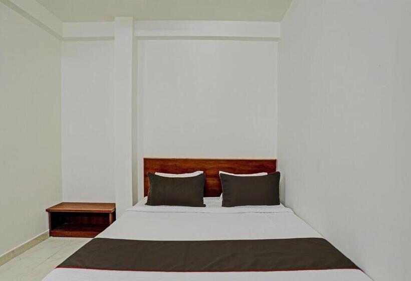 Collection O Hotel Aditya Inn