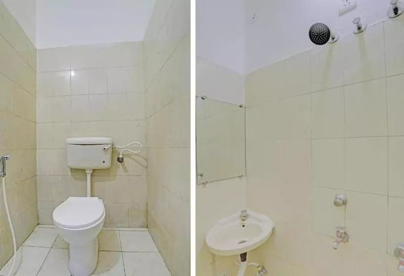 Collection O Hotel Aditya Inn