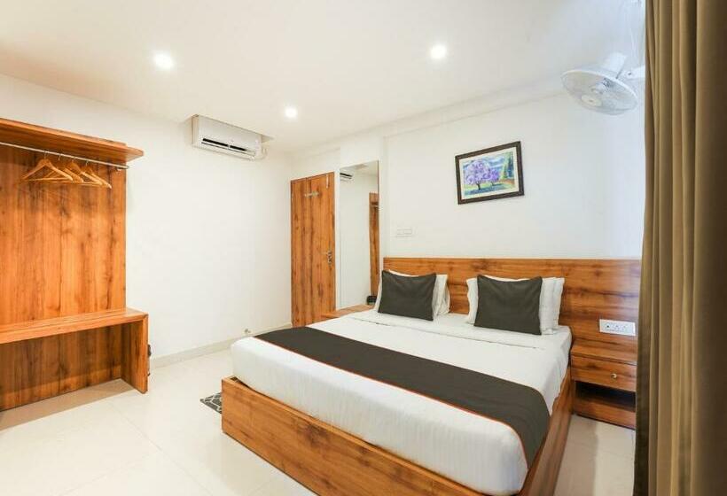 בית מלון כפרי Collection O M&m Hospitality Kiap Airport Back Gate