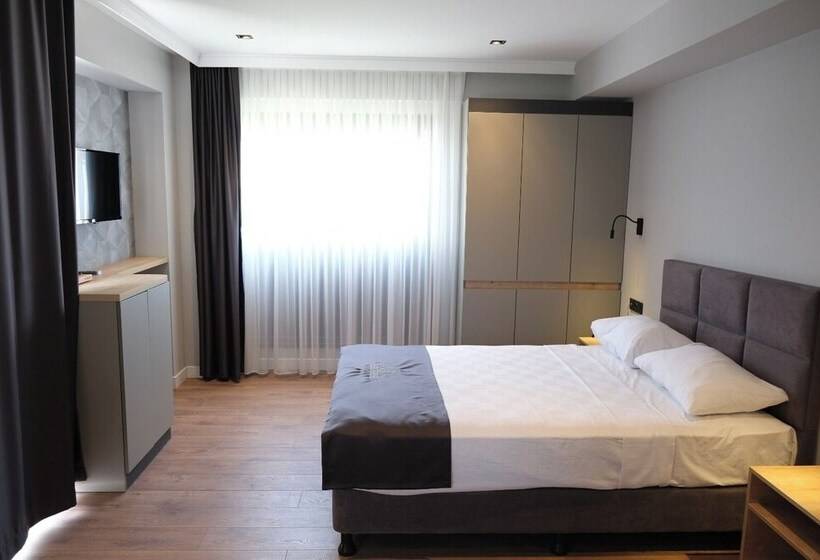 هتل Grand Müdüroğlu