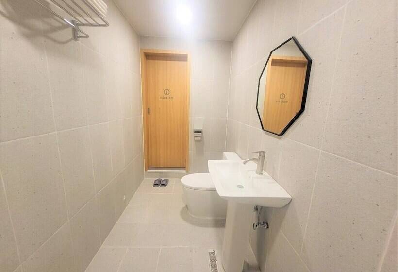 בית מלון כפרי Leo