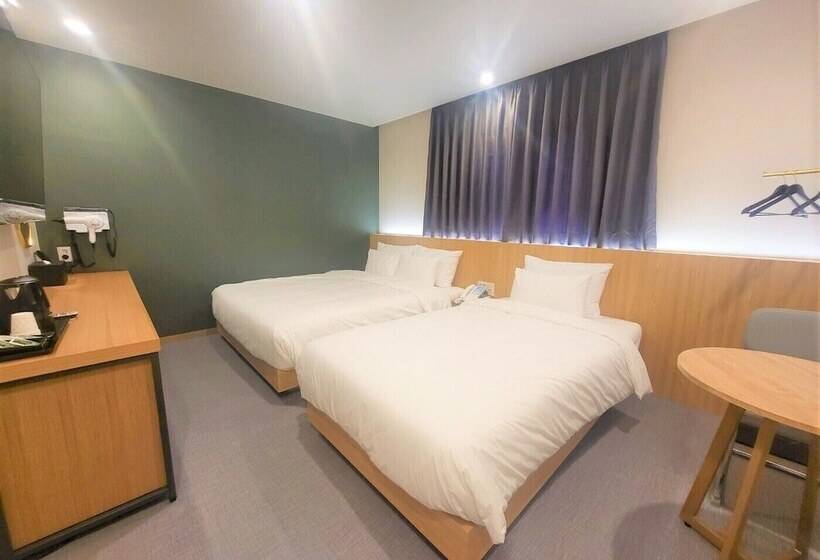 בית מלון כפרי Leo