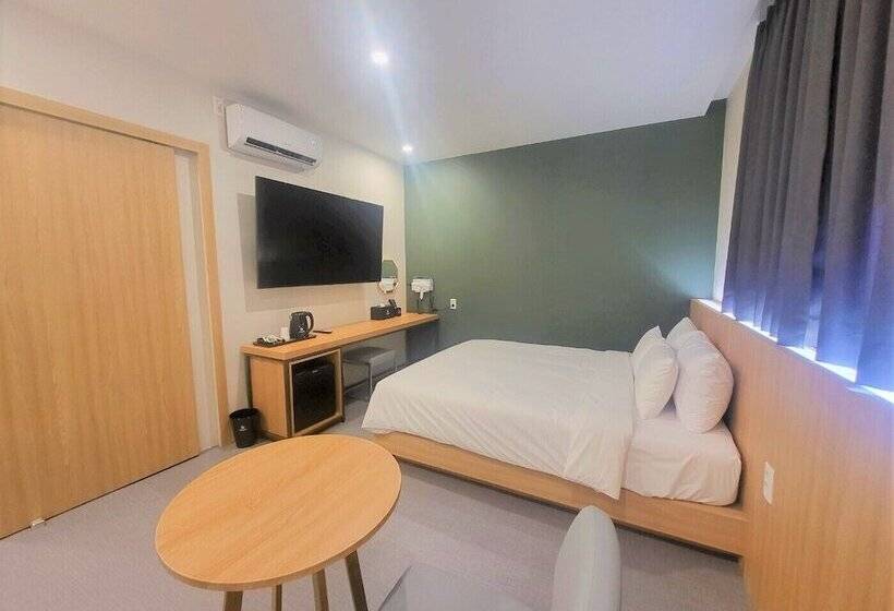 בית מלון כפרי Leo