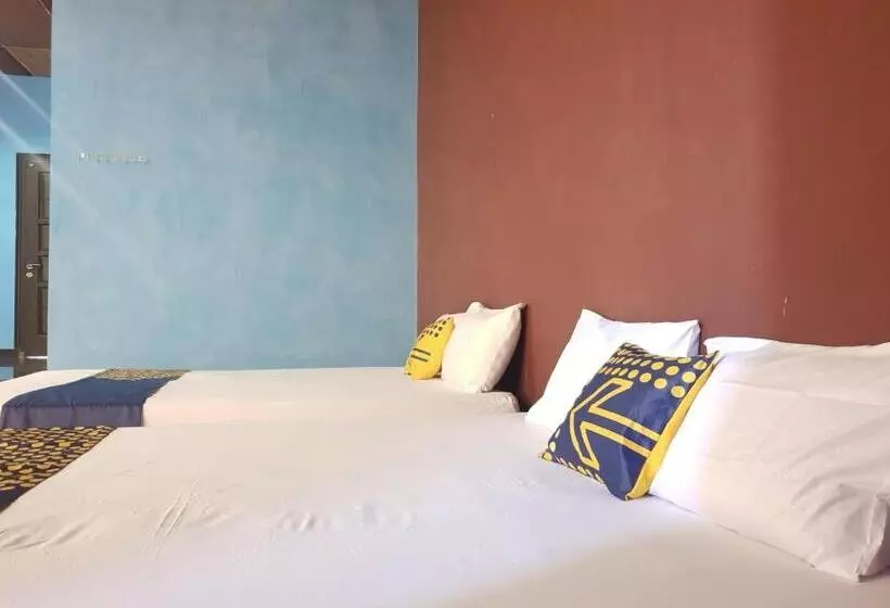 Hotelli Spot On 92842 Homestay Balearjosari