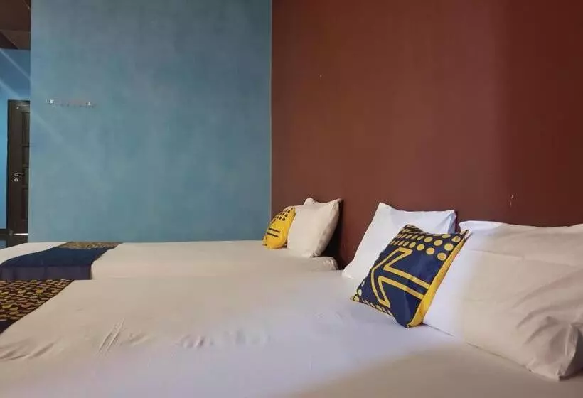 Hotelli Spot On 92842 Homestay Balearjosari