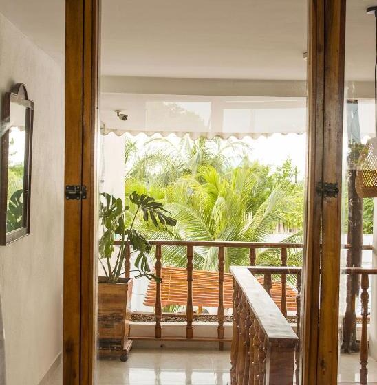 پانسیون Hostal La Boquilla