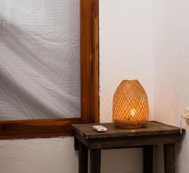 پانسیون Hostal La Boquilla