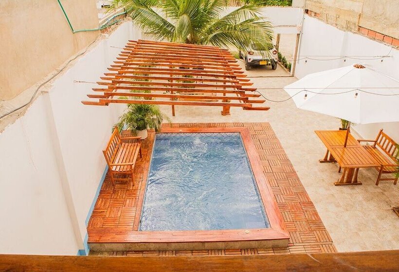 پانسیون Hostal La Boquilla