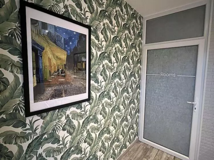پانسیون Kalasó Design Guest House   Rome Airport