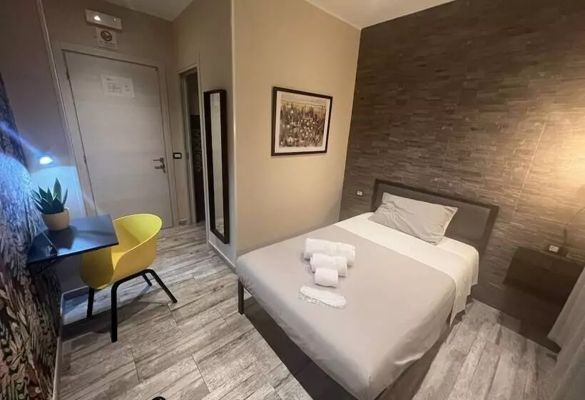 پانسیون Kalasó Design Guest House   Rome Airport
