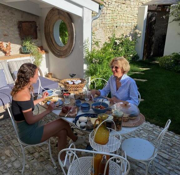 Bed and Breakfast Maisons 322   La Lumineuse