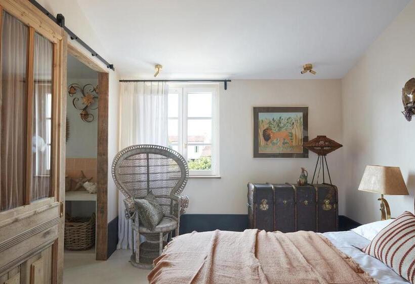 Bed and Breakfast Maisons 322   La Lumineuse