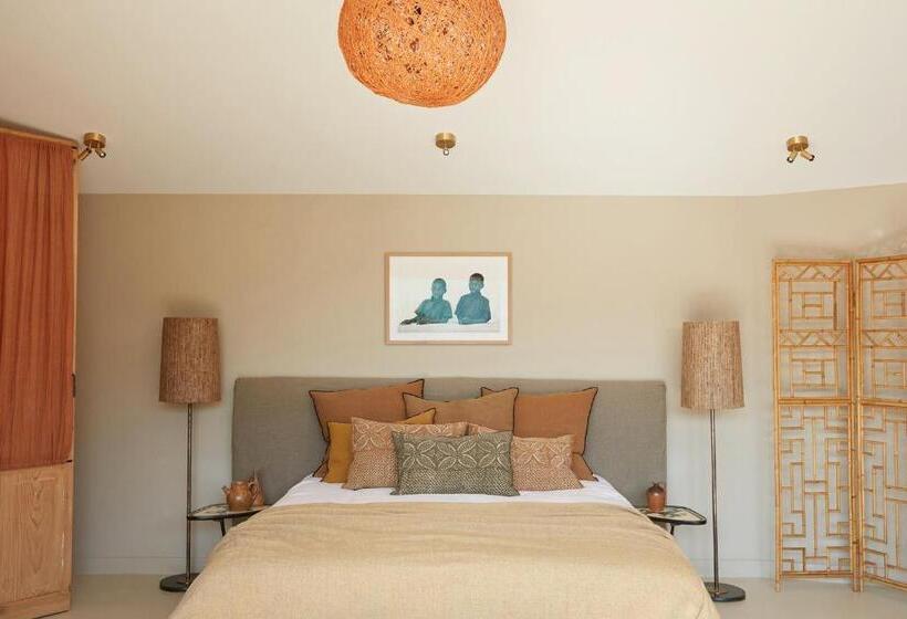 Bed and Breakfast Maisons 322   La Lumineuse