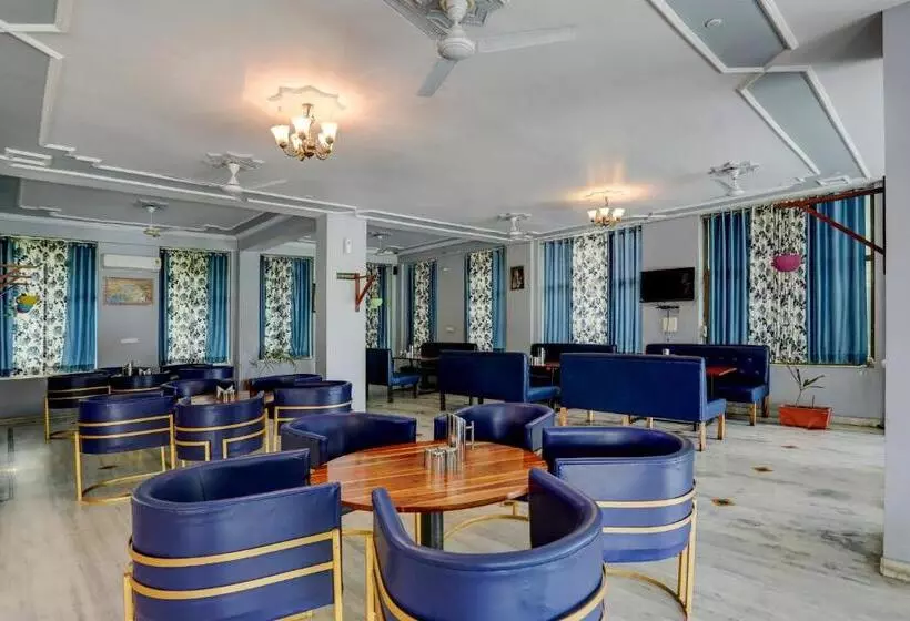 Collection O Hotel King Bird And Restaurants