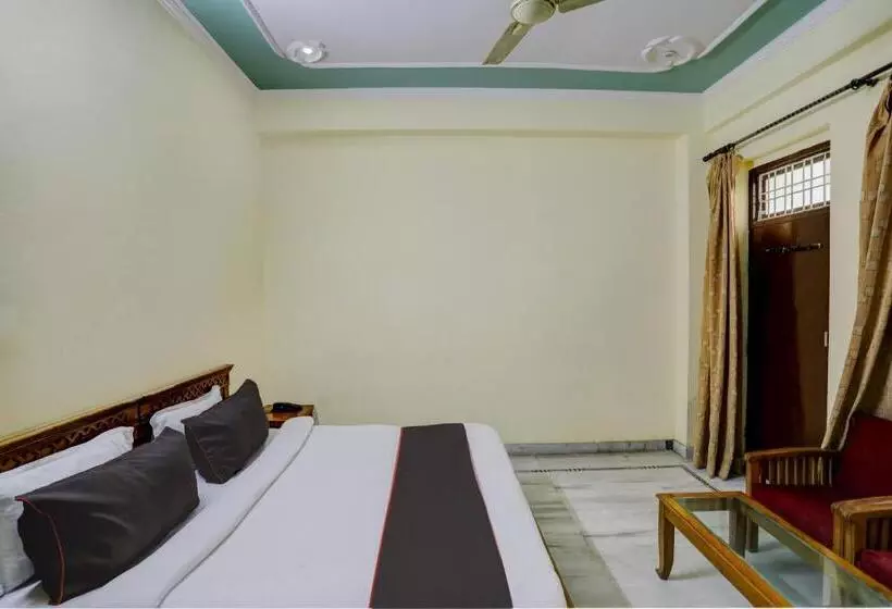 Collection O Hotel King Bird And Restaurants