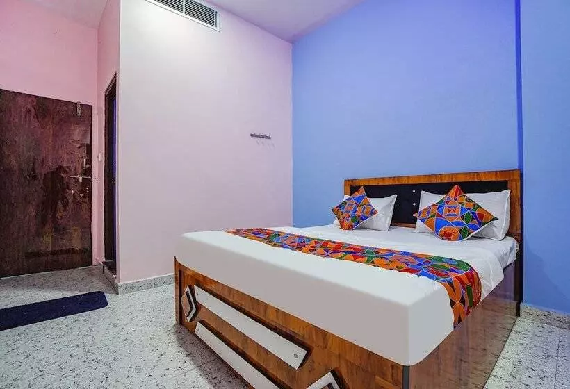 Hotelli Fabexpress Evaan Deluxe Rooms