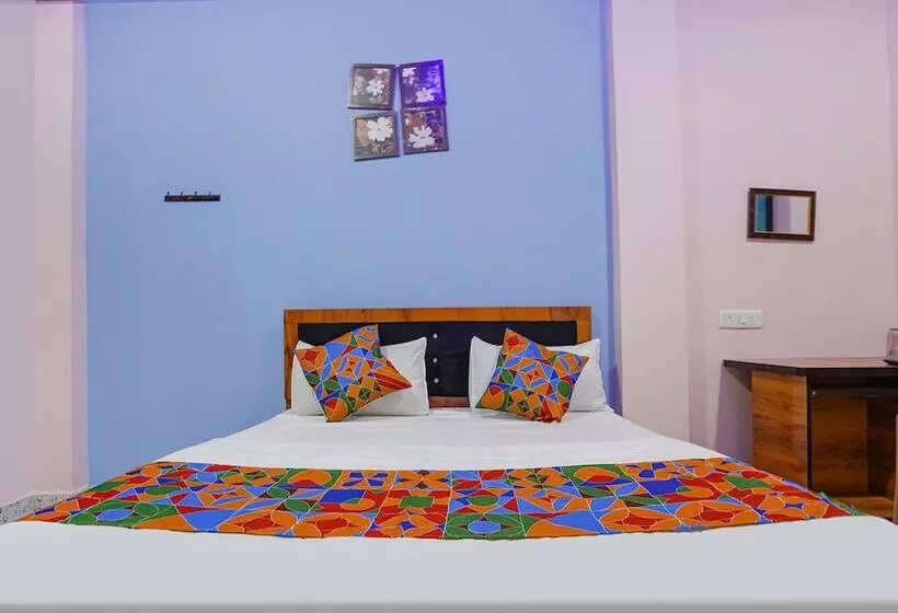 Hotelli Fabexpress Evaan Deluxe Rooms
