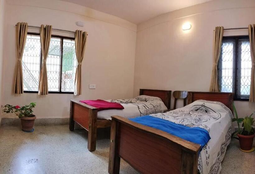 膳宿费 Raintree Garden