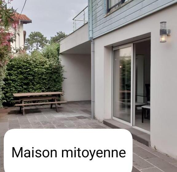 پانسیون Waterview Maison Mitoyenne