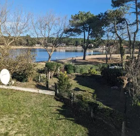 ペンション Waterview Maison Mitoyenne