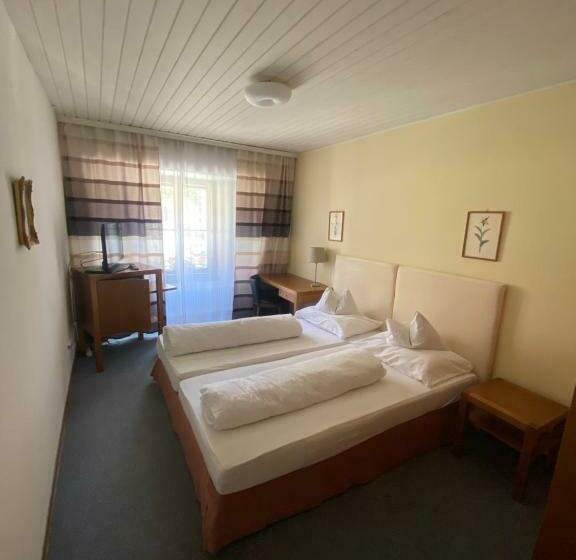 ユースホステル Gasthof Seiser