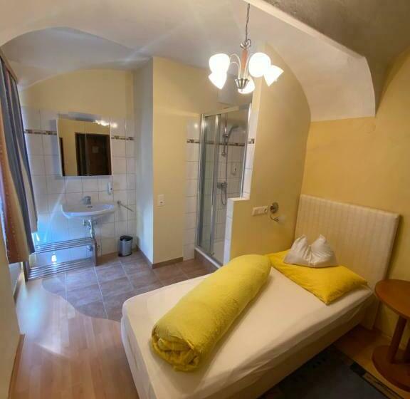 ユースホステル Gasthof Seiser