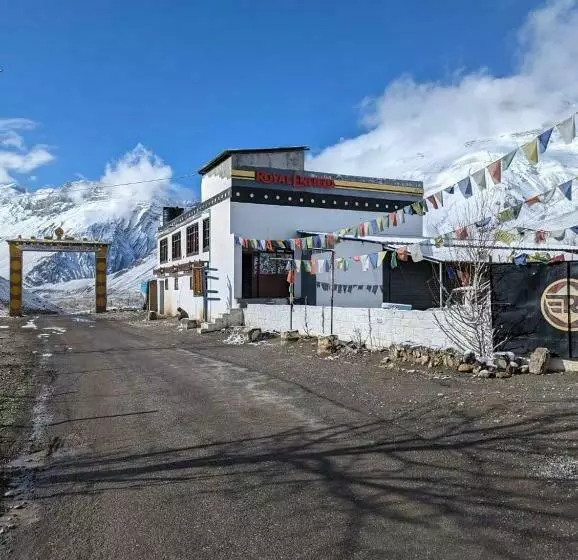 ユースホステル Grease Moto Club   Kaza, Spiti Valley