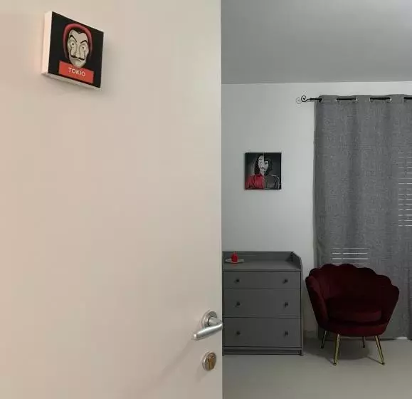 ベッドアンドブレックファースト La Casa Di Carta