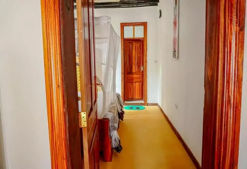 Aamiaismajoitus (B&B) Tumbo Swahili Villa