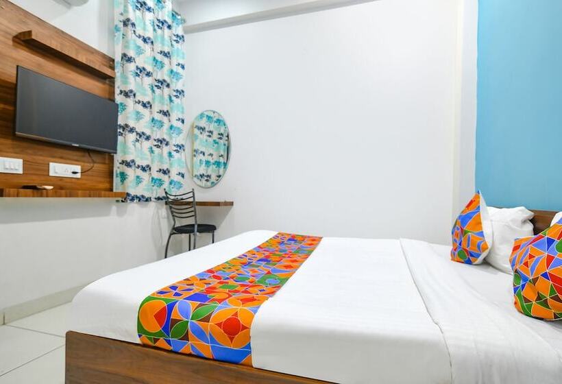 Hotel Fabexpress Golden Epoch