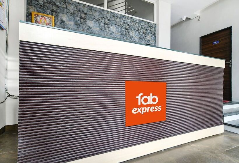 Hotel Fabexpress Golden Epoch