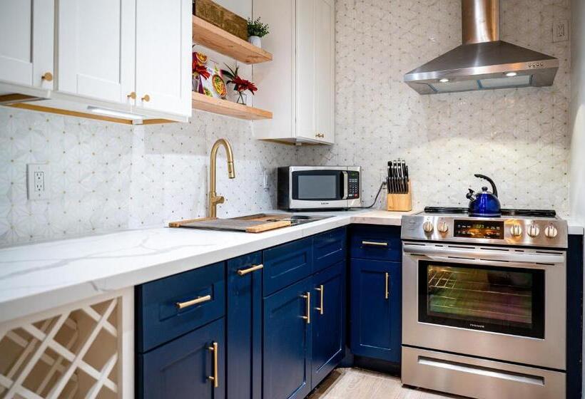 Palm Springs Blue Desert Condo!