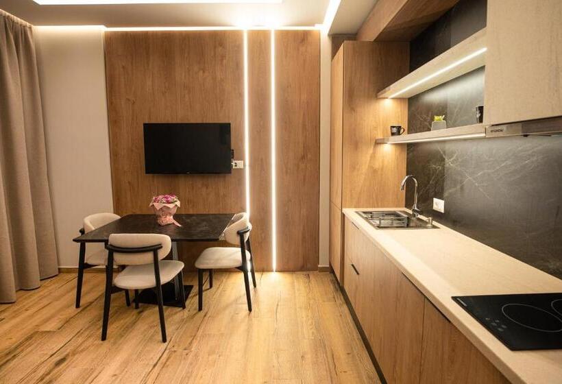 Vlore Luxury Apartaments Fael