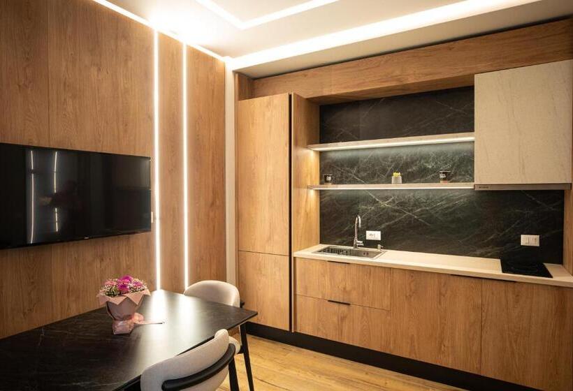 Vlore Luxury Apartaments Fael