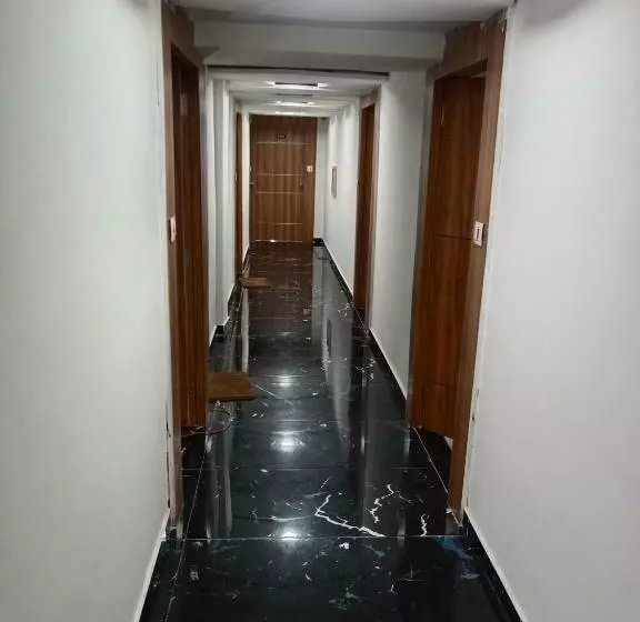 ペンション Lemon Gandhinagar