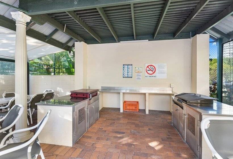 Capricornia Apartments