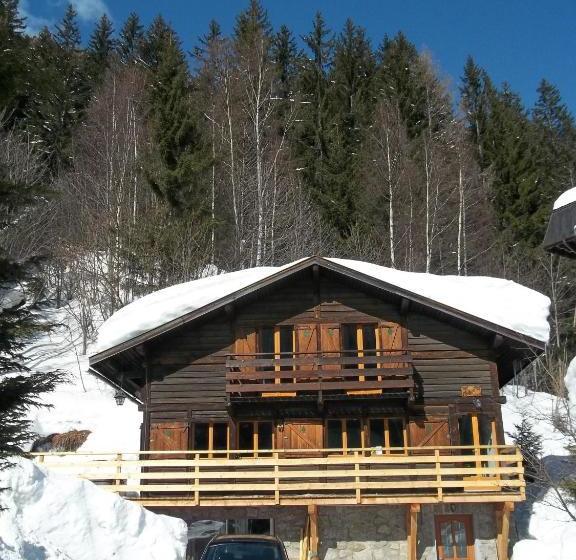 Chalet Falcon