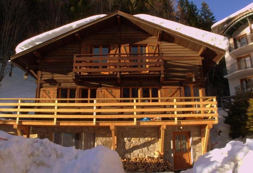 Chalet Falcon