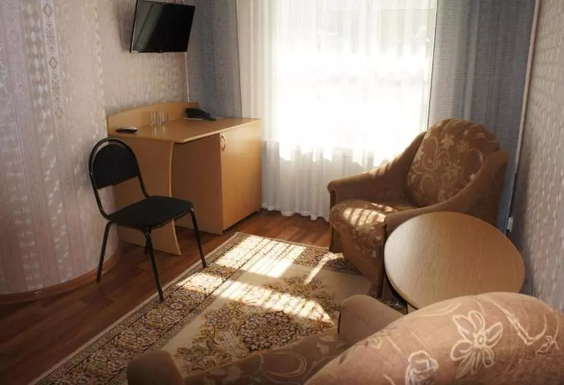 هتل Gostinitsa Akron