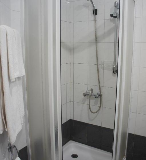 ホテル Gostinitsa Akron